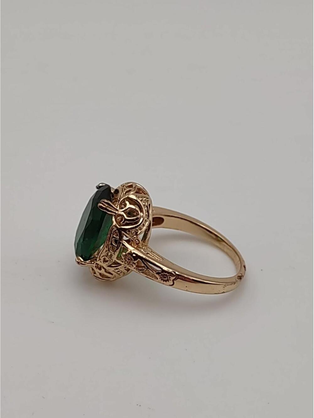 Victorian Style S925 Gold Plated Emerald Ring Size 8 - Picture 2 of 7
